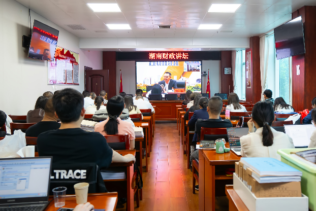 讲坛会.jpg
