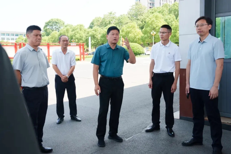 文旅大会进行时 | 杨智勇沿文旅大会路线实地调度 全力筑牢盛会保障防线​